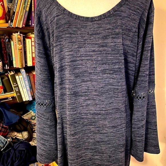 BLUE cross tie back tunic top, bell sleeves, never worn! - Picture 2 of 11